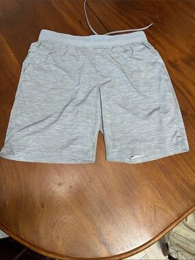 lululemon athletica Men's Light Gray Heather Athletic Shorts